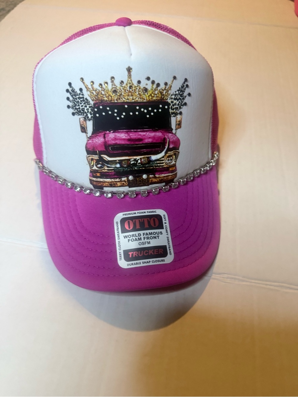 New Rhinestone Crown truck Trucker Hat Pink & White